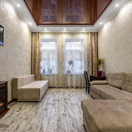 Noviy Svit 4 Apartments ลวีฟ ภายนอก รูปภาพ